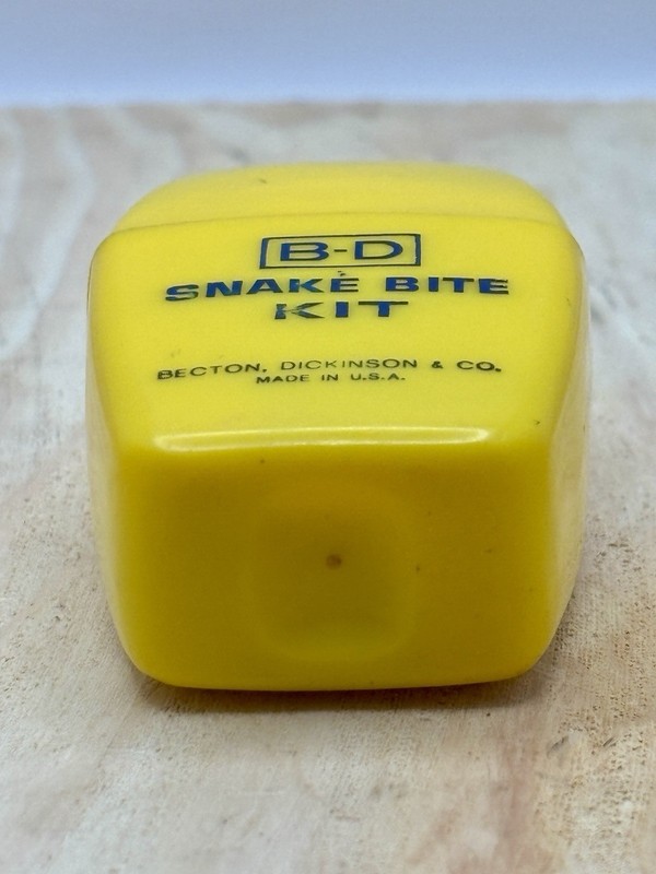 Vintage Snake Bite Kit B-D Becton Dickinson Corp Boy Scout Kit Plastic Case gallery
