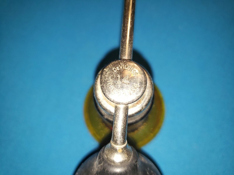 ANTIQUE 1930s DEVILBISS No14 YELLOW GLASS SPRAY ATOMIZER gallery
