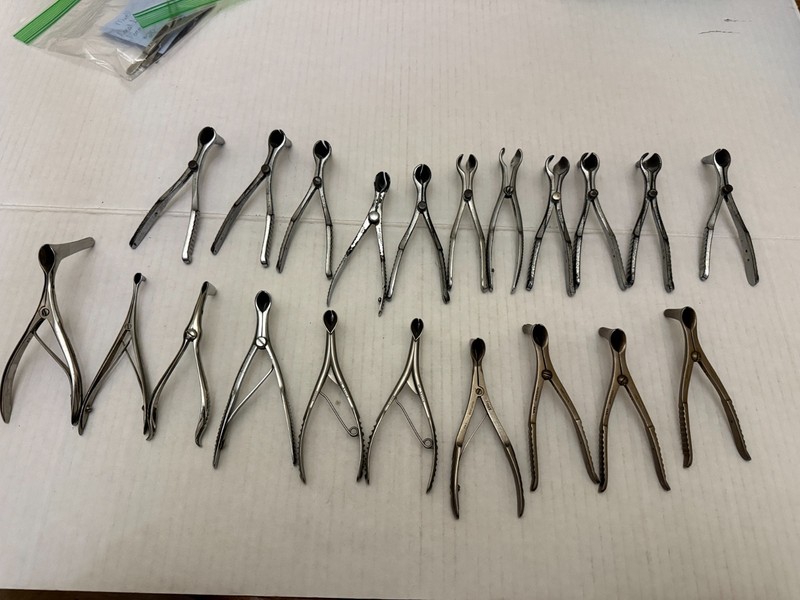 Vintage Surgeon's bulk Lot of 21 Nasal Speculums ENT Doctor gallery