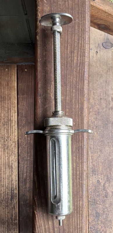 B-D Vintage 50cc Metal Medical Syringe Collectible Device