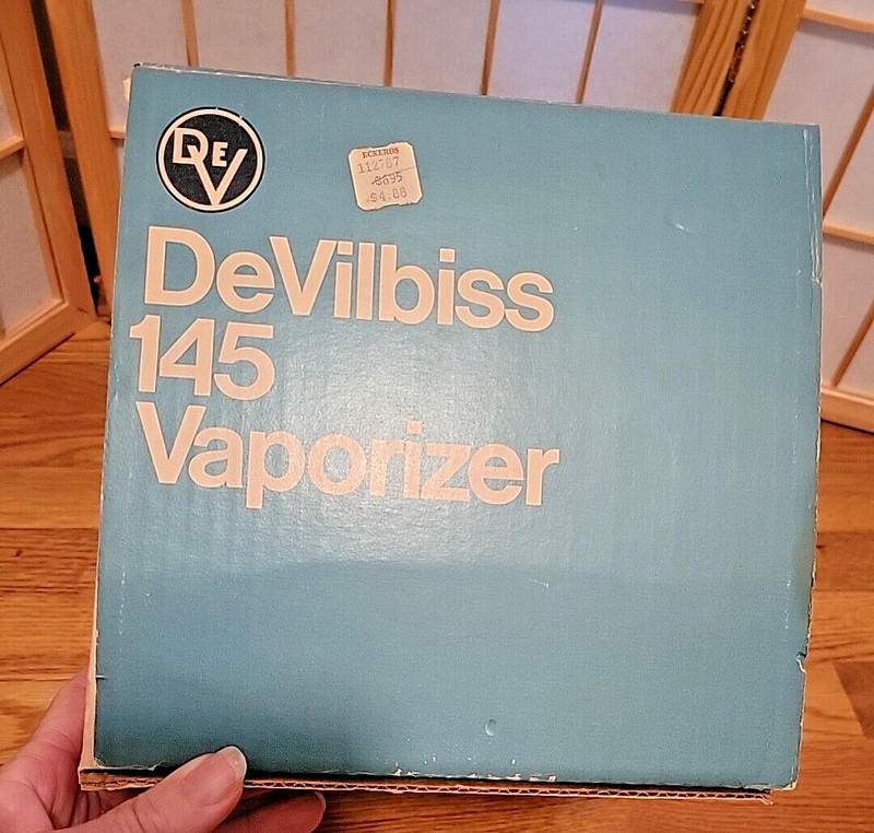 Devilbiss No. 145 Vaporizer Humidifier Mid Century Aqua Blue Model Vintage RARE gallery