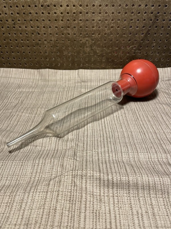 Vintage 4 oz Glass Bulb Syringe Plungerless Medical Cylinder 1930s/1940s Vintage