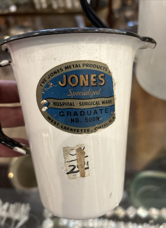 Set of 3 Jones Specialized Hospital Surgical Graduated Measures Oz Cc Enameled gallery