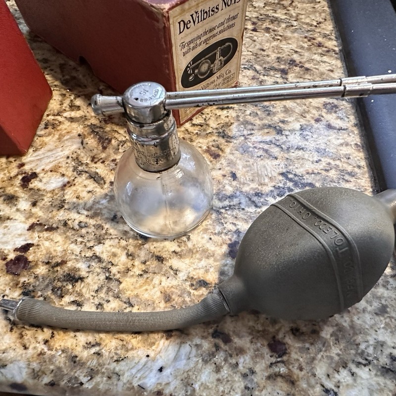 Antique DeVilbiss No. 15 Medical Atomizer w/ Box – Nose Throat Spray c.1907–1916 gallery