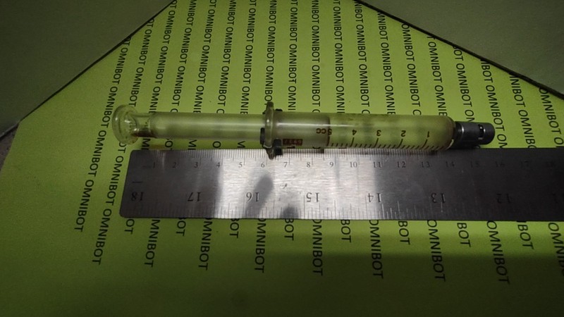 Vintage B-D YALE Glass Syringe with needle USA 5cc gallery