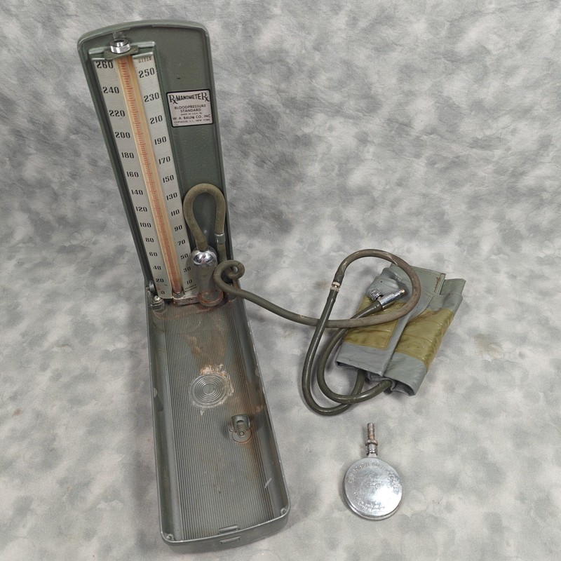 Vintage W.A. Baum Manometer Sphygmomanometer w/ Cuff + BD Head