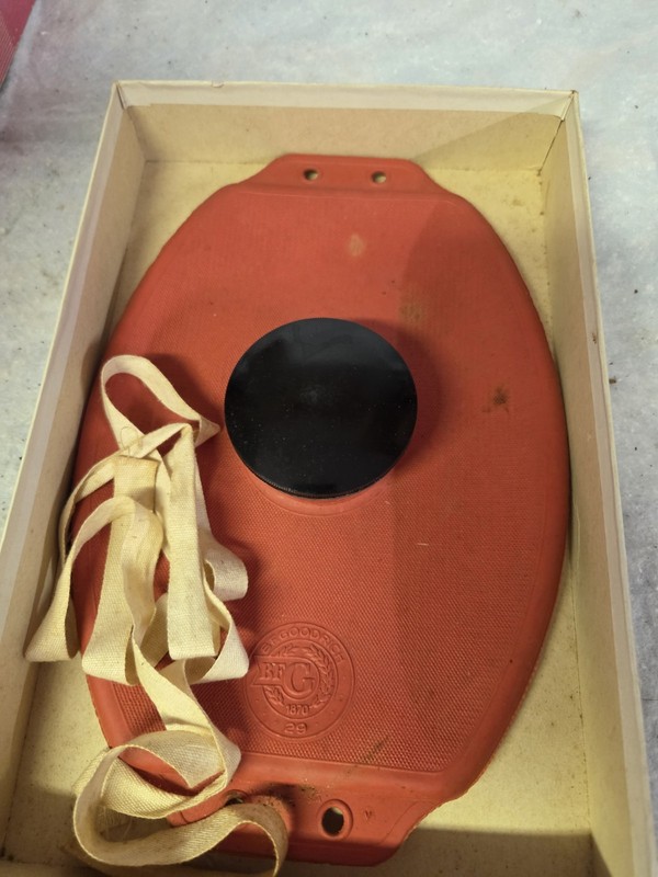 Vintage B.F. Goodrich Oval Ice Cap With Box. See Pics gallery