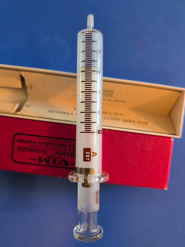 GLASS VIM AMERICAN LUER STANDARD MACGREGOR INSTRMT CO HYPODERMIC SYRINGE 10cc gallery