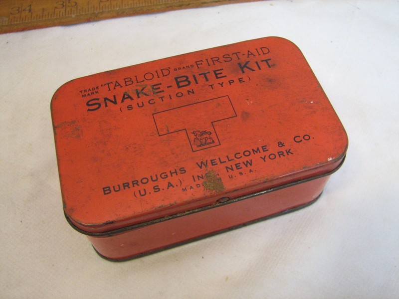 Vintage Tabloid First Aid Snake Bite Kit Tin Burroughs Wellcome Medical gallery