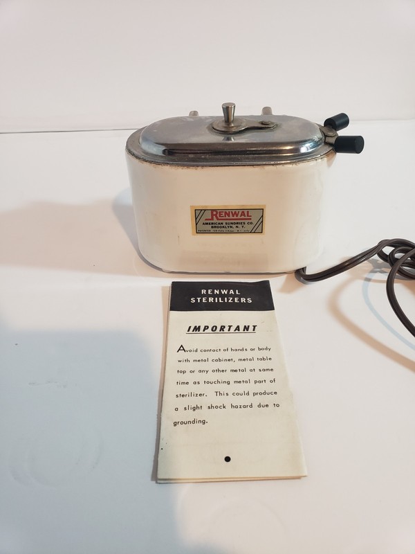VINTAGE RENWAL NO.5 STERILIZER WITH ORIGINAL BOX FOR DISPLAY COLLECTIBLE ANTIQUE
