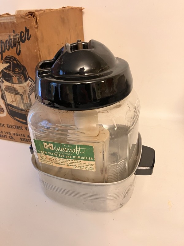 Vintage Hankscraft Electric Steam Vaporizer Model 203 W/ Original Box gallery