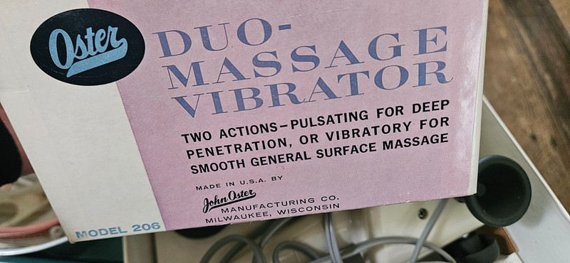 VINTAGE OSTER MASSAGER VIBRATOR DUO TWIN HEAD MODEL 206 gallery