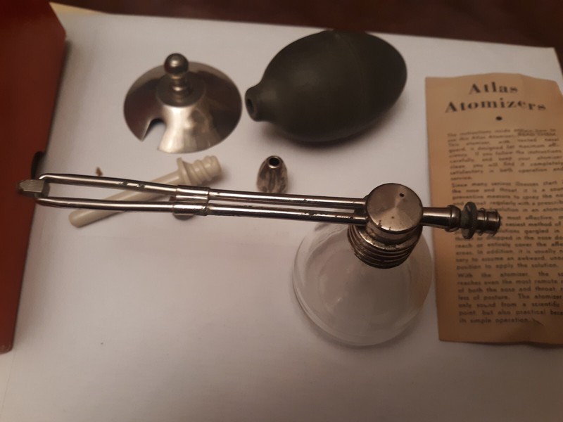Vintage DeVilbiss Made ATLAS ATOMIZER NO. 24 Glass Spray Bottle In Box gallery