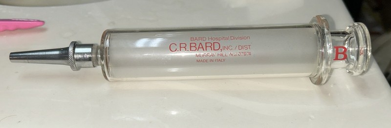 VINTAGE 50cc C. R. BARD REUSEABLE GLASS SYRINGE METAL LUER LOCKTIP MADE IN ITALY