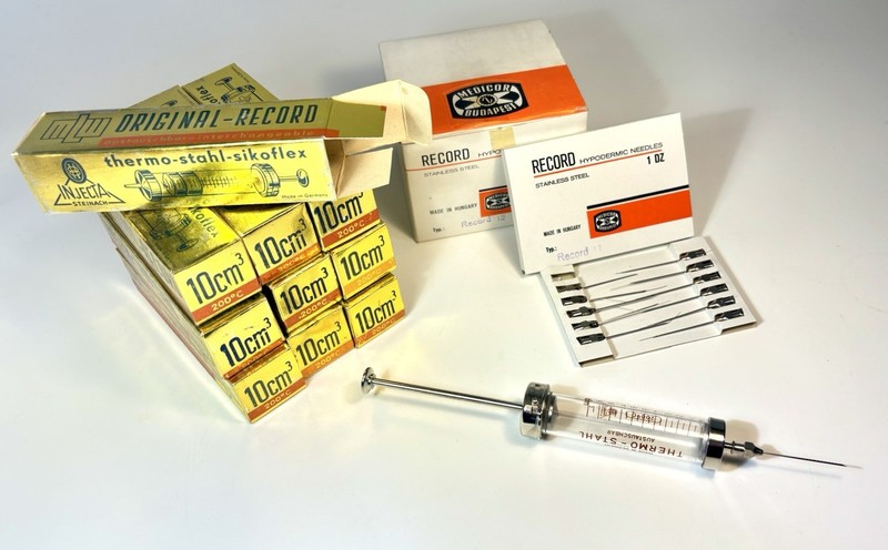 NEW / Antique Medical Glass Syringe s Big Kit-LOT-10ml (10pc)+1 Big Box Needles gallery