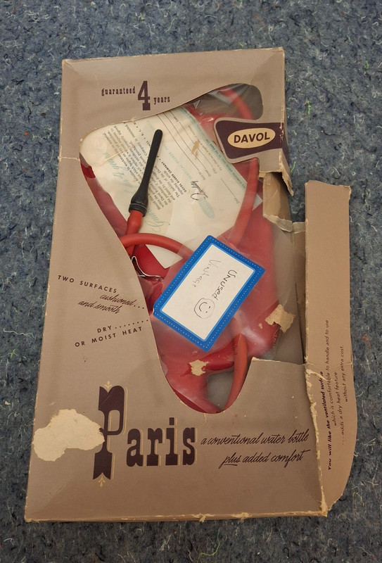 Vintage Davol Paris Hot Water Bottle & Fountain Syringe NOS 2 Quart #72 Red