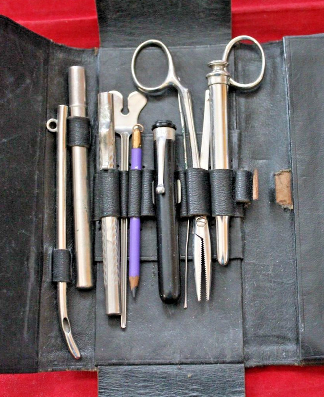 Antique Becton Dickinson Nurses Kit – Black