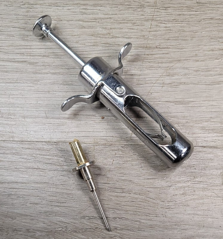 Vintage Pfizer Surgery Syringe Medical Medicine Stainless gallery