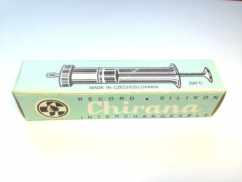 1 ml Czechoslovakia VINTAGE REUSABLE HYPODERMIC GLASS SYRINGE 1980s NEW