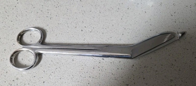 V. MUELLER SURGICAL 8" LISTER BANDAGE SCISSORS SU2008 XMJT GERMAN STAINLESS VTG gallery