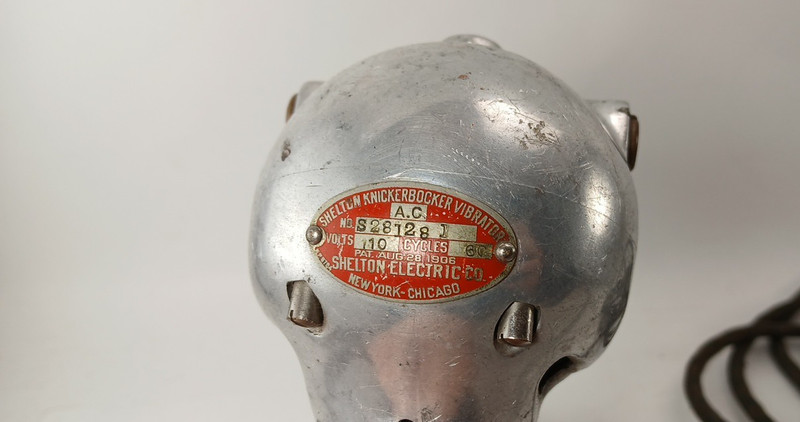 VTG 1920’s 30’s Shelton Knickerbocker Vibrator No Attachments Parts Works gallery