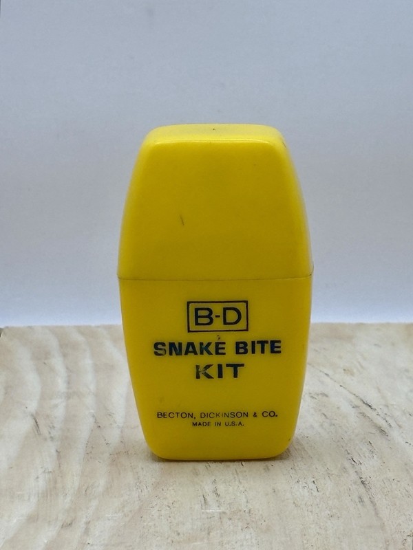Vintage Snake Bite Kit B-D Becton Dickinson Corp Boy Scout Kit Plastic Case gallery