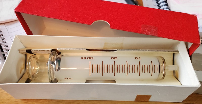 Vintage Propper Trophy Hypodermic Syringe 30cc Eccentric Glass Tip 1971