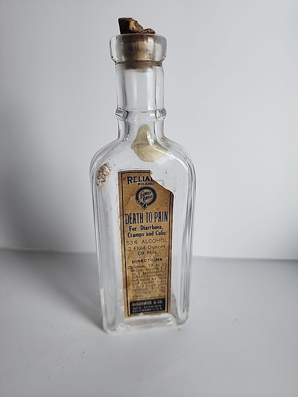 Antique “Death to Pain” Medicine Bottle McCormick Relian Brand Baltimore Apothec