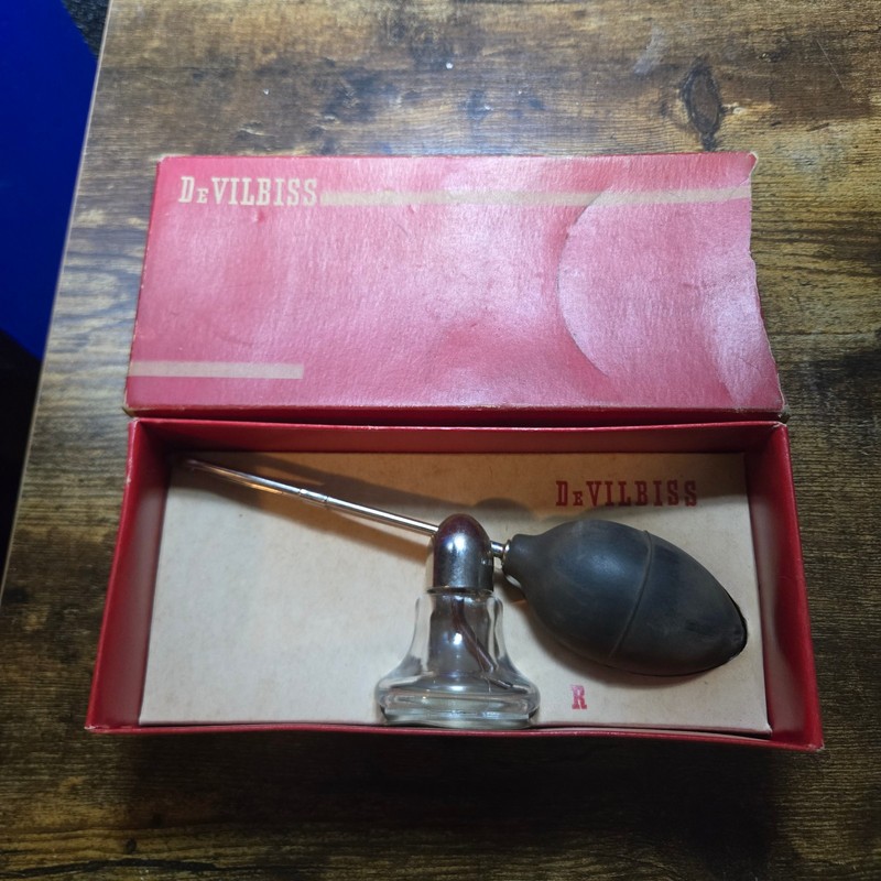 Vintage Medical Atomizer Devilbiss no. 127 in Original Box New Old Stock