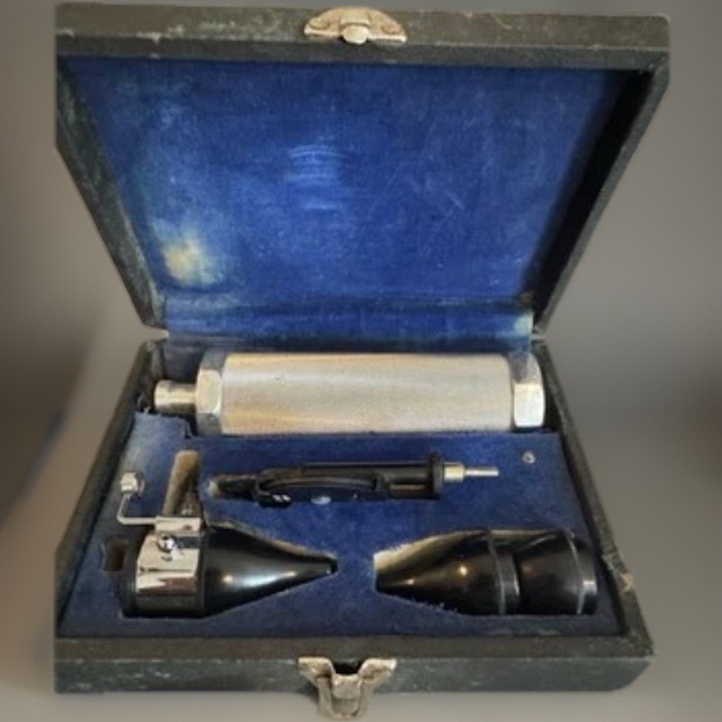 Vintage Gowllands Ottoscope/Ophtyhalmalescope Made In England