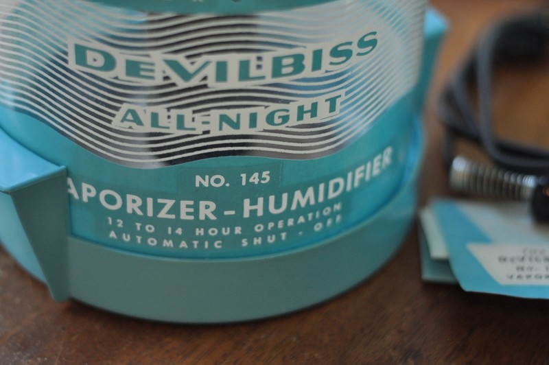 Rare Mid Century Devilbiss No.145 Vaporizer Humidifier Aqua Blue Model Tested gallery