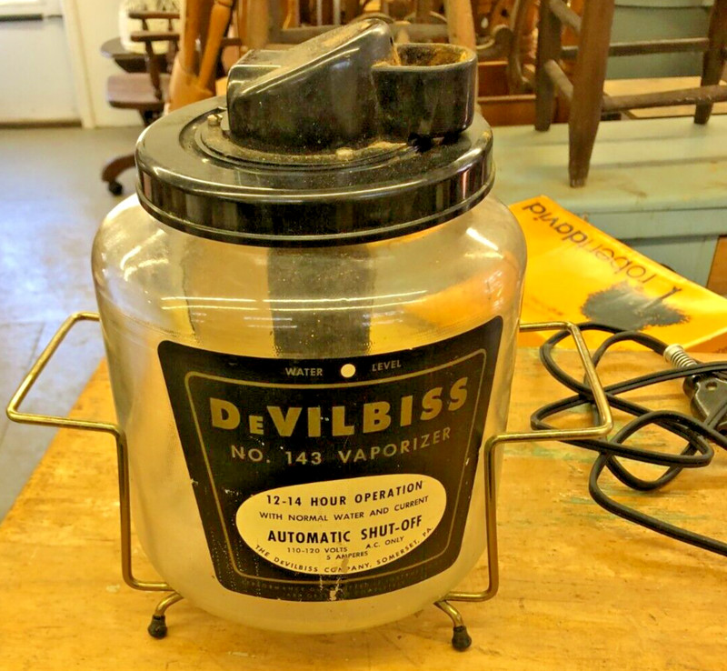 Vintage DeVilbiss No.143 Vaporizer Humidifier, Original Box – Parts or Repair