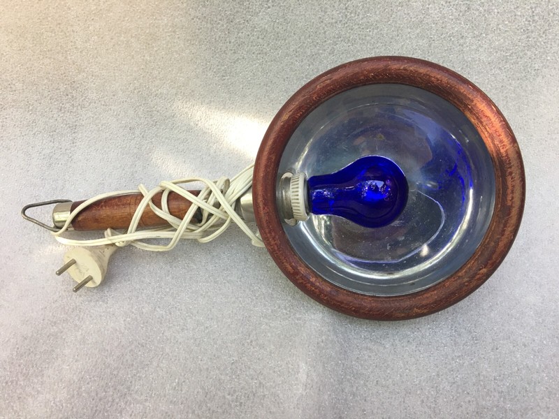 SOVIET VINTAGE BLUE LIGHT THERAPY LAMP MEDICAL INFRARED REFLECTOR