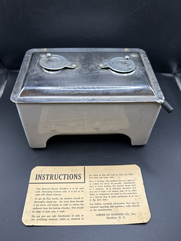 Vintage Porcelain Electric Sterilizer American Sundries Company