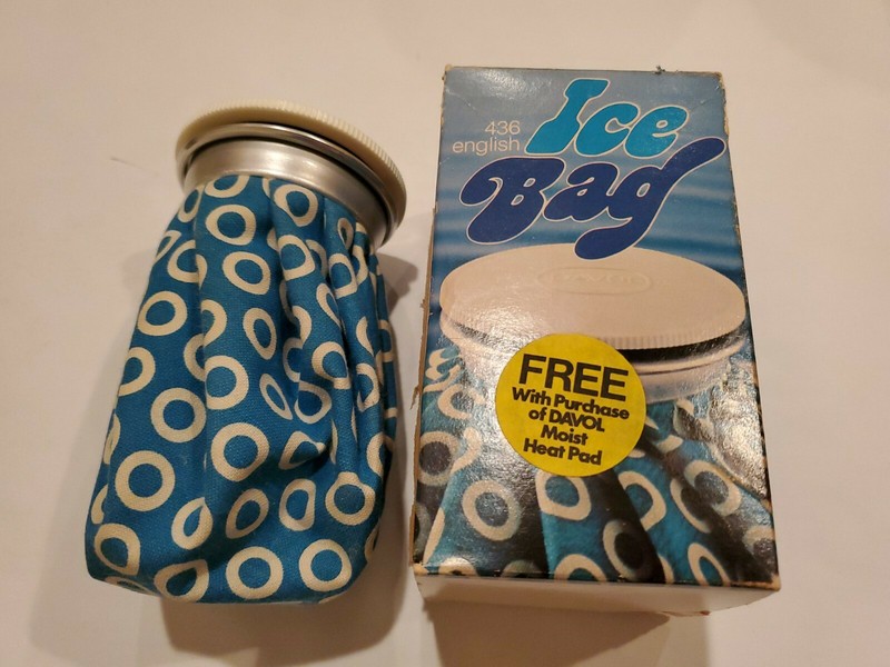 Vintage Davol 436 English Ice Bag Small 6″ diameter, Not Tested , Free Shipping
