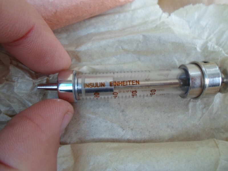 Vintage 1970's LOT of 5 Thermo Glass Syringe Injecta Original Record 2ml Germany gallery