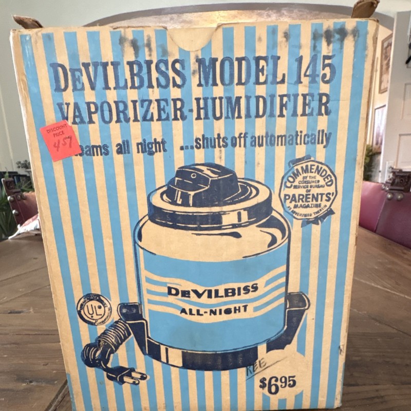 DeVilbiss Model 145 All-Night Vaporizer Humidifier Vintage Medical Device