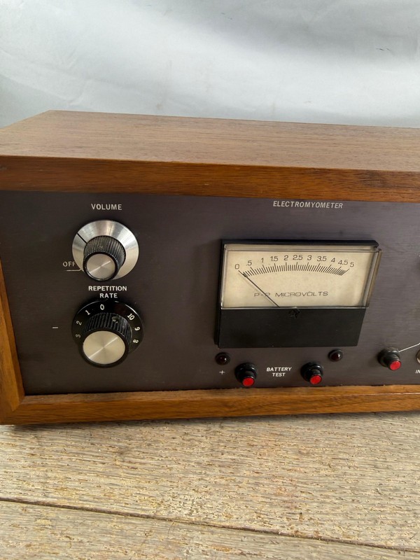 Vintage Electromyometer Analog Instrument Wood Case P-P Microvolts gallery