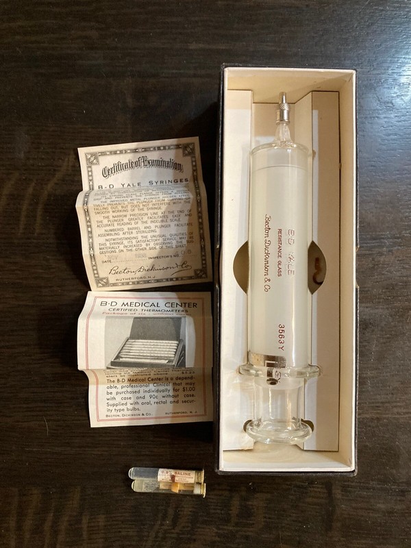 1938 B-D Yale 50cc Glass Syringe 3563Y Reusable Graduated No 50YE Eccentric Tip