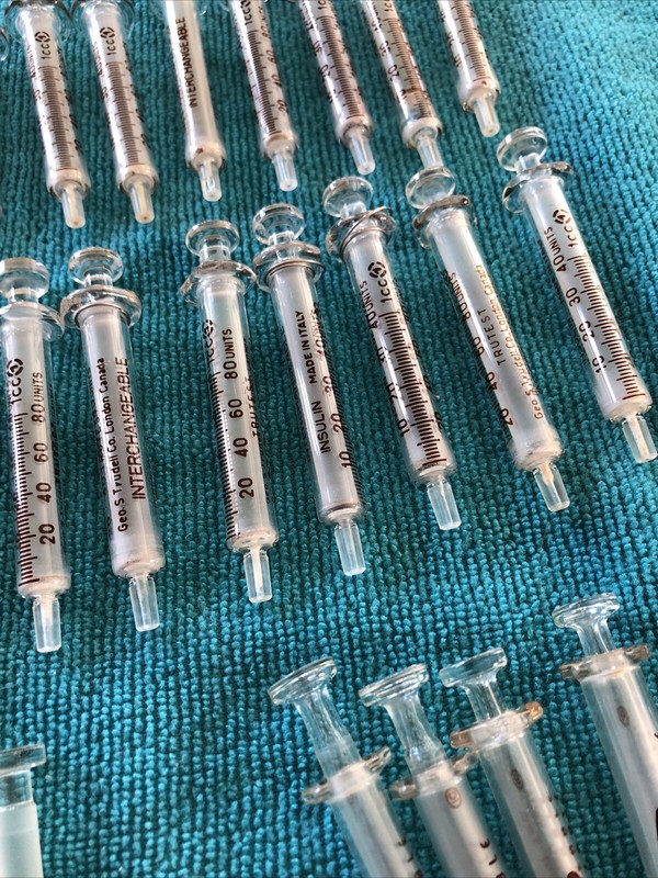 24-Vintage Italy Glass Syringes 1CC New Old Stock Medical & 4 BD, 2 Standard gallery