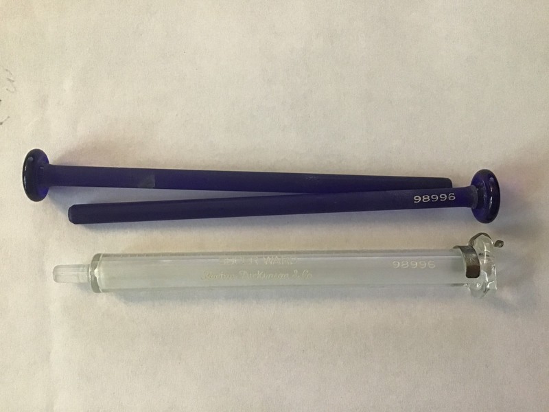 Vtg Becton Dickinson BD Super Ward 1cc Glass Syringe 98996 gallery