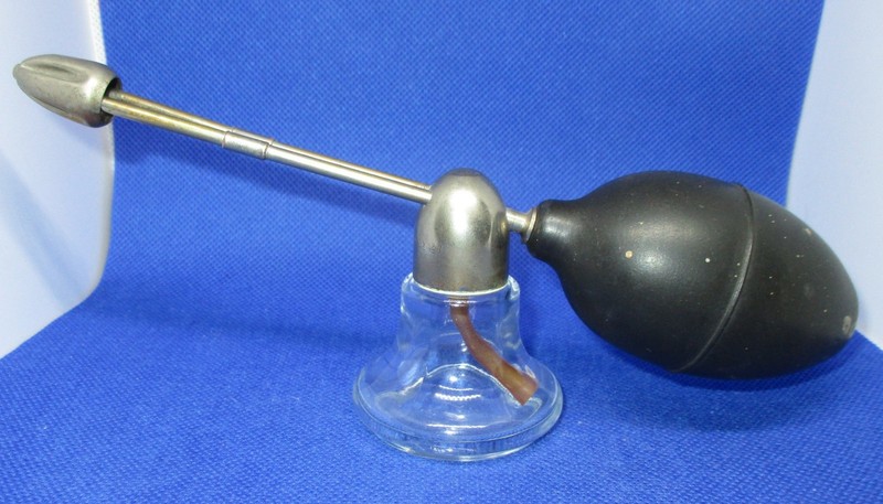 Vintage DeVilbiss Glass Bottle Bulb Driven Medical / Household Atomizer No. 127