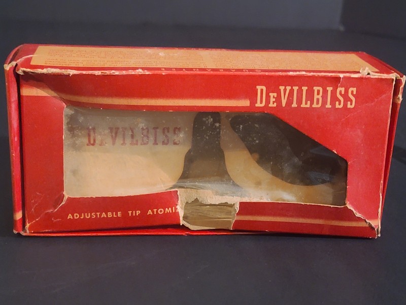 VTG DeVilbiss Atomizer #127 Art Deco Glass Throat Sprayer Rubber Bulb w/Box gallery