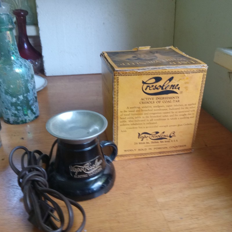 1930s VAPO CRESOLENE ELECTRIC VAPORIZER COMPLETE w/ORIGINAL PAN & BOX gallery