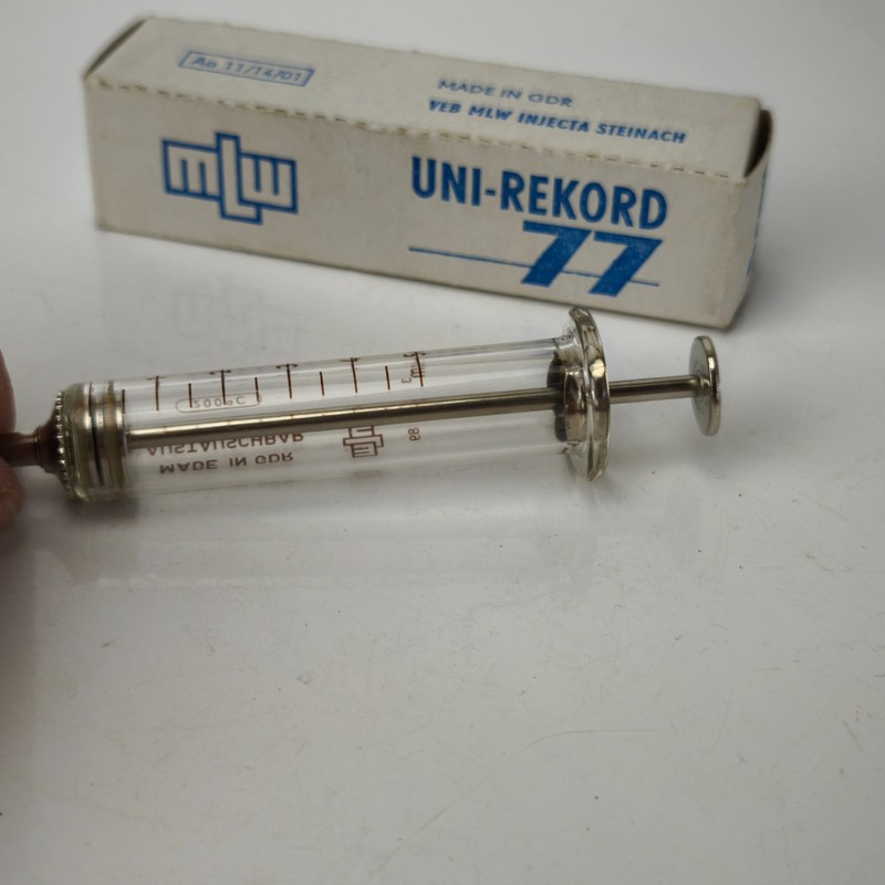 Vintage Glass Syringe 5 cc MLW Injecta Steinach Uni - Record 77 Germany #6087 gallery