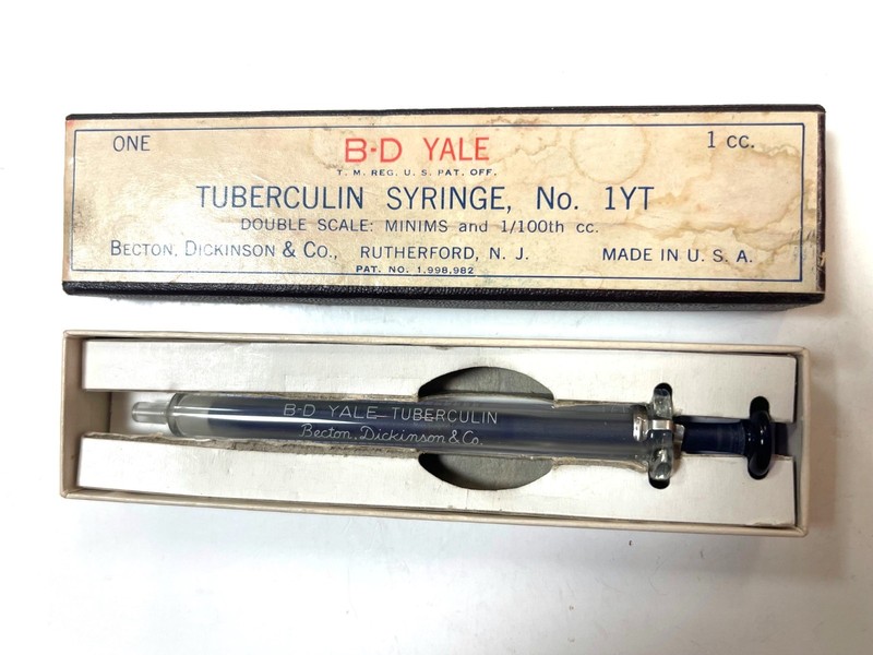 Vintage B-D Yale Tuberculin Syringe No. 1YT with Original Box- FREE SHIPPING
