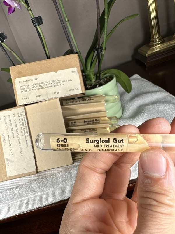 Vintage 1961 Box of 12 NEW Gut Absorbable Sutures 18in RARE Collectible gallery
