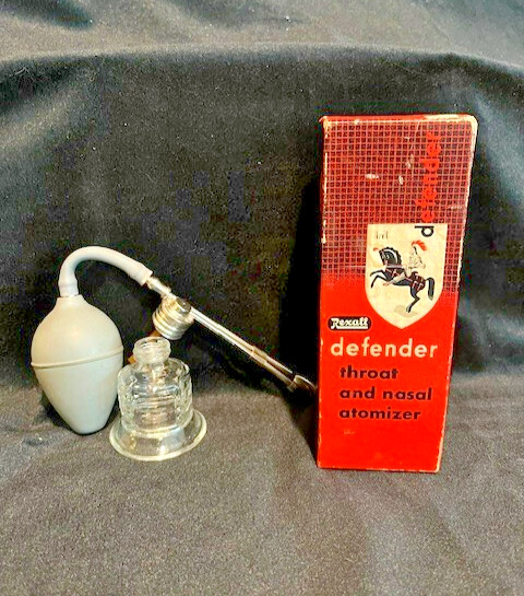 Rexall Defender Throat and Nasal Atomizer Spray Glass Bottle R-1541 Vintage