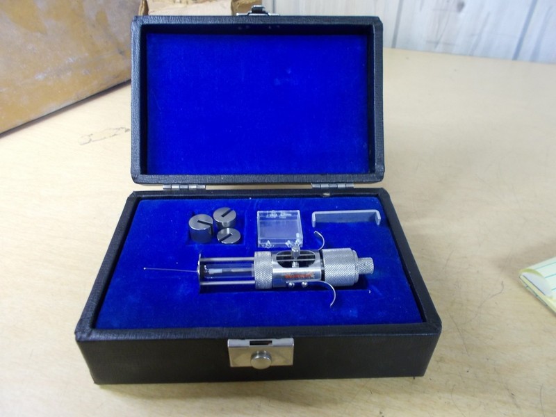 Vintage Beckman Syringe Kit with Case and Accessories *FREE SHIPPING*