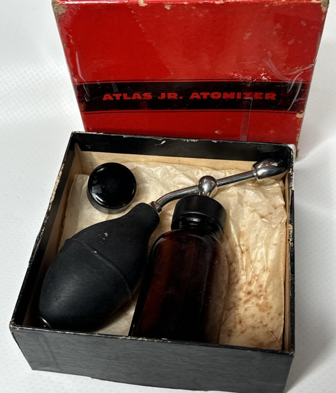 Atlas Jr Atomizer No. 82 Made In USA Original box Amber Glass Vintage gallery